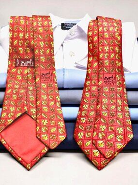 Unused Necktie Hermès Paris 100%  Silk France Made  For Holidays Seasons (11